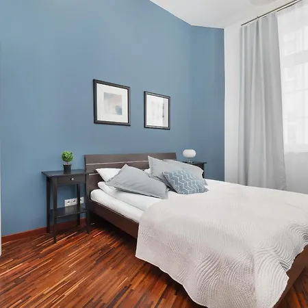 Gustowny Z 2 Sypialniami W Lodzi By Renters Apartman *
