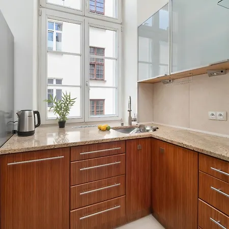 Gustowny Z 2 Sypialniami W Lodzi By Renters Apartment *