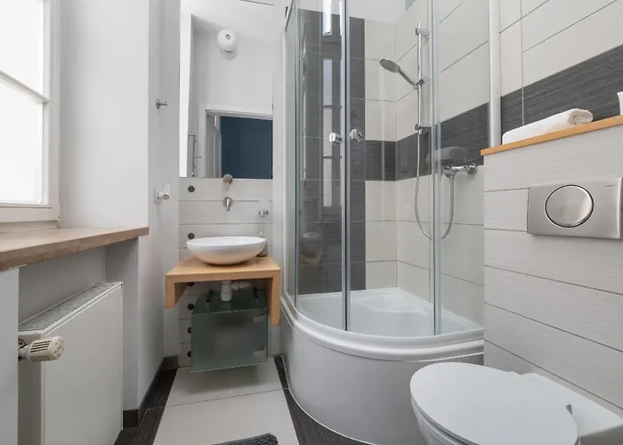 Gustowny Z 2 Sypialniami W Lodzi By Renters * Łódź