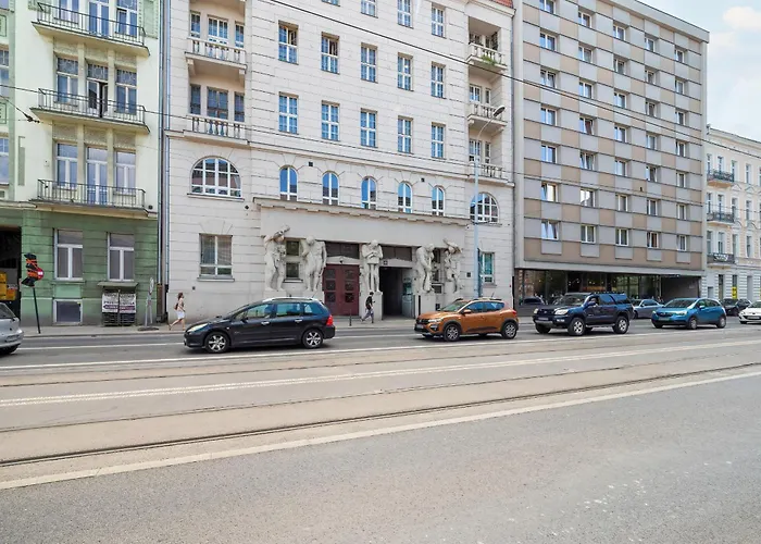 Gustowny Z 2 Sypialniami W Lodzi By Renters *